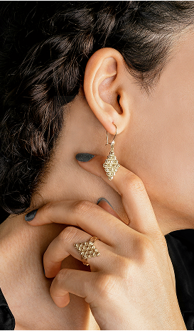 Jewelry is an art women have affinity for.