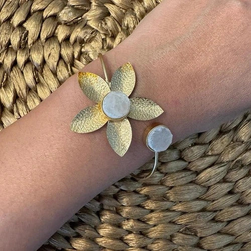 Bracelts 7