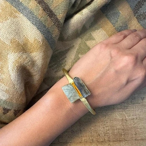 Bracelts 11